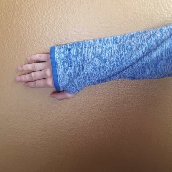 Under Armour Sky Blue Sweatshirt - Picture 7 of 9